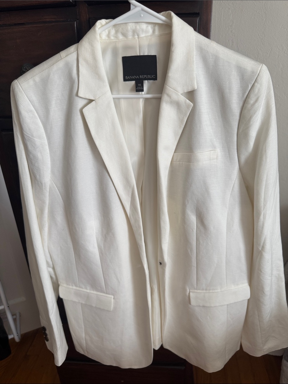 Banana Republic Cream Single-Button Notch Lapel Blazer